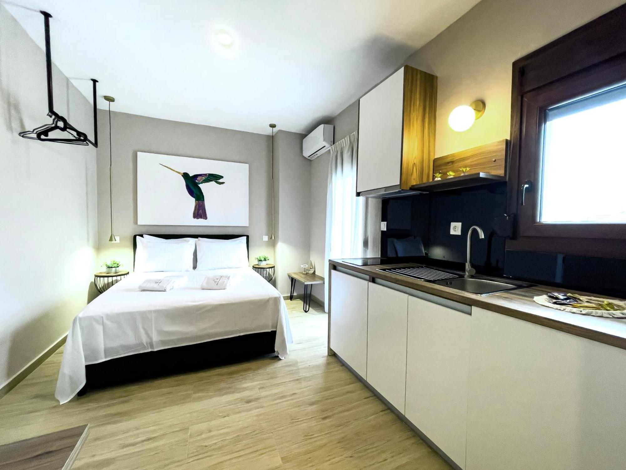 Athonite All Seasons Luxury Suites Ierissos Exterior photo
